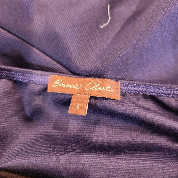 Neck halter top - Picture 3 of 3